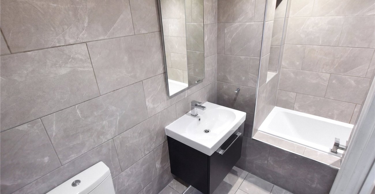 2 bedroom property for sale in Bexley | Robinson Jackson