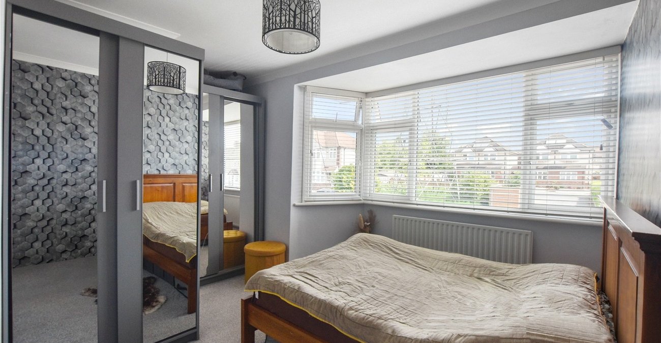 2 bedroom house for sale in Bexley | Robinson Jackson