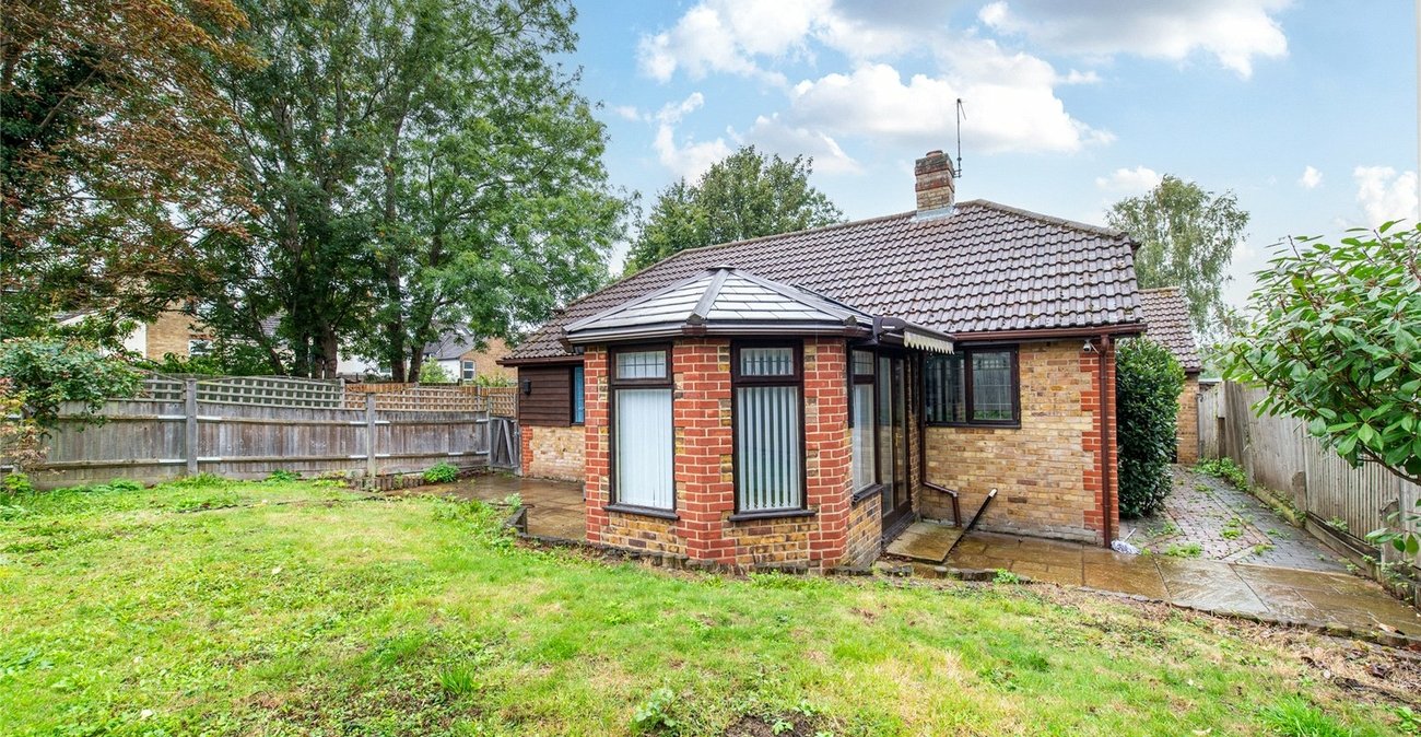 2 bedroom bungalow for sale in Maidstone | Robinson Michael & Jackson