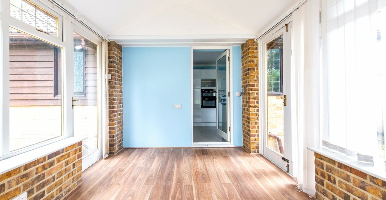 2 bedroom bungalow for sale in Maidstone | Robinson Michael & Jackson