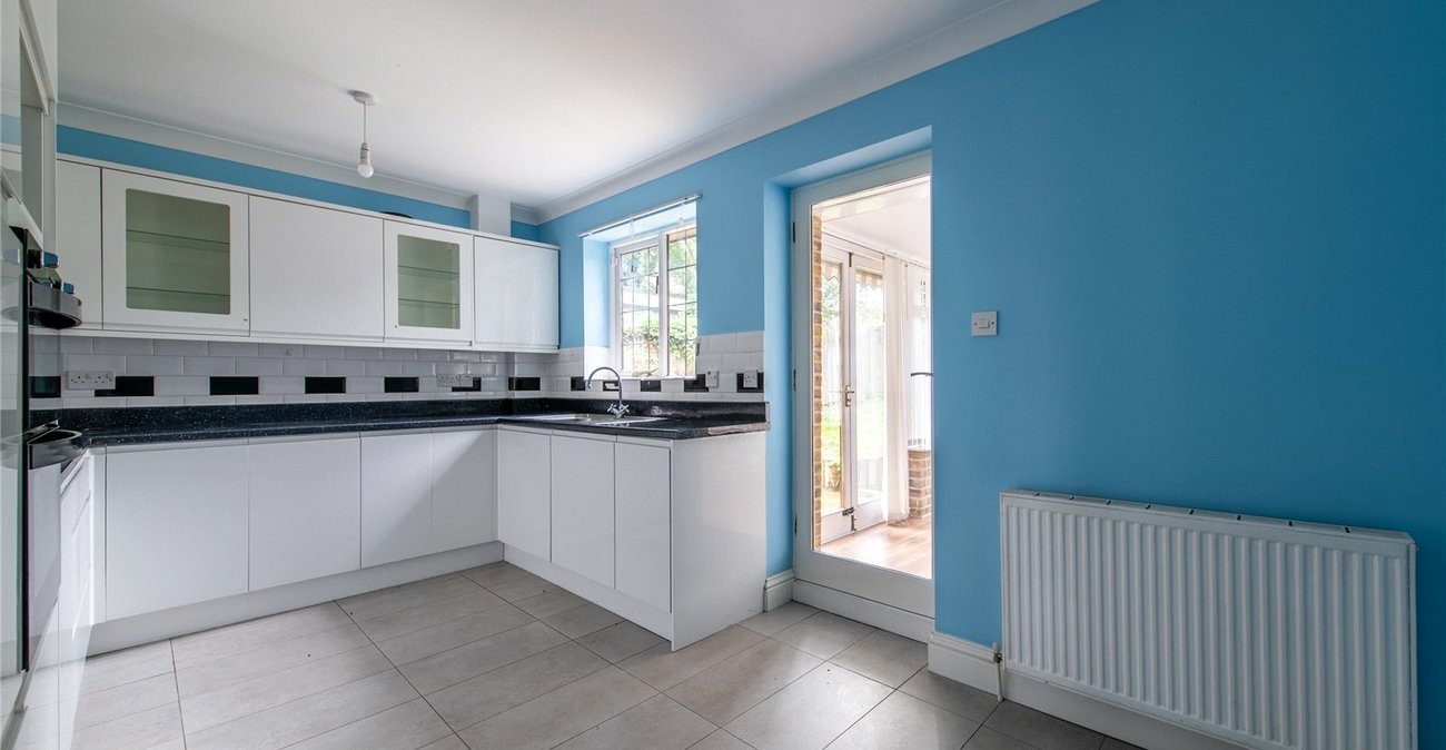 2 bedroom bungalow for sale in Maidstone | Robinson Michael & Jackson