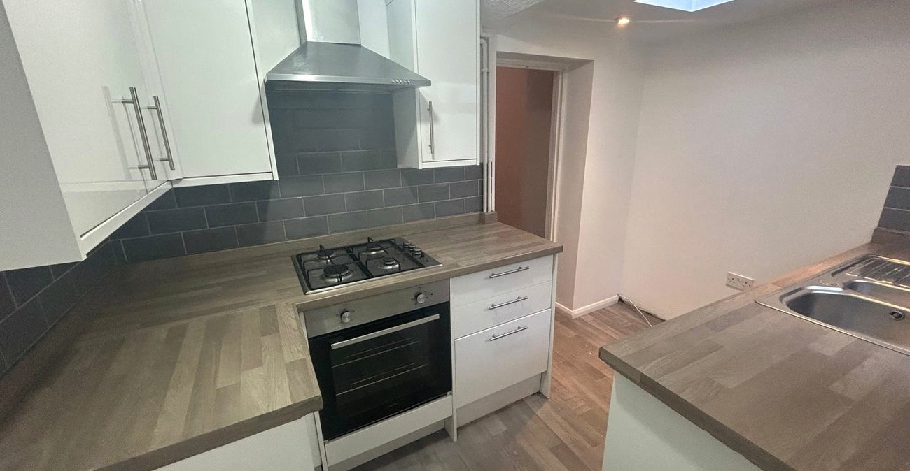 2 bedroom house for sale in Gravesend | Robinson Michael & Jackson