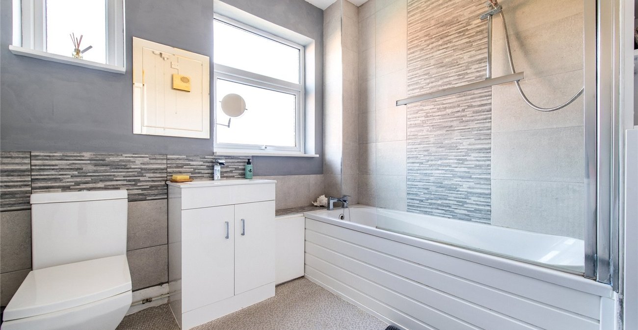 3 bedroom house for sale in Gravesend | Robinson Michael & Jackson