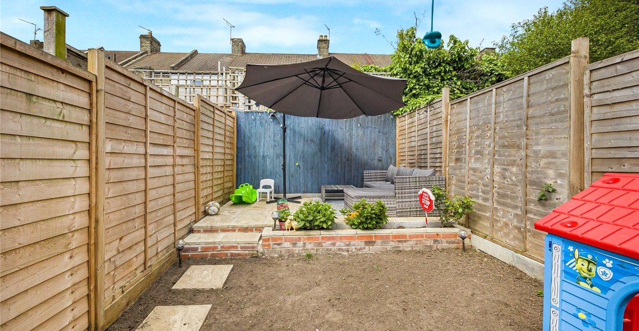 3 bedroom house for sale in Rochester | Robinson Michael & Jackson