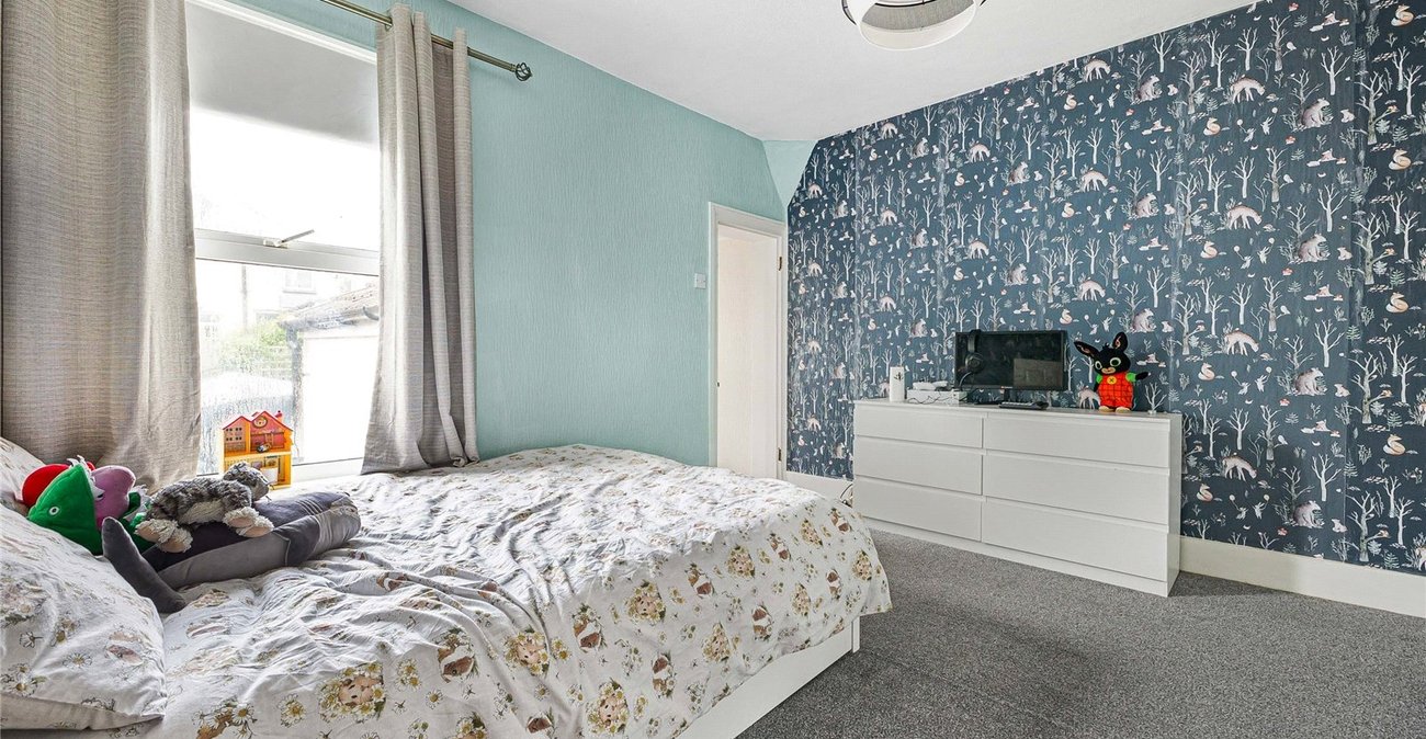 3 bedroom house for sale in Rochester | Robinson Michael & Jackson