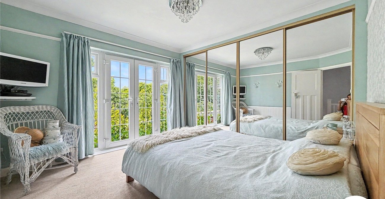 3 bedroom house for sale in Rochester | Robinson Michael & Jackson