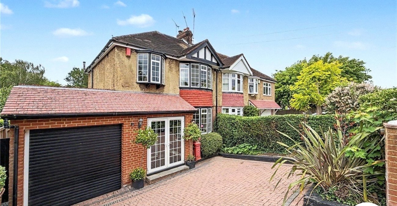 3 bedroom house for sale in Rochester | Robinson Michael & Jackson