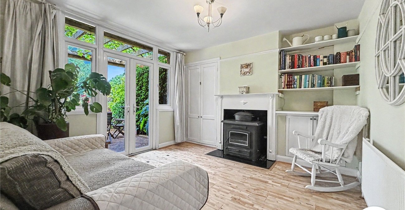 3 bedroom house for sale in Rochester | Robinson Michael & Jackson