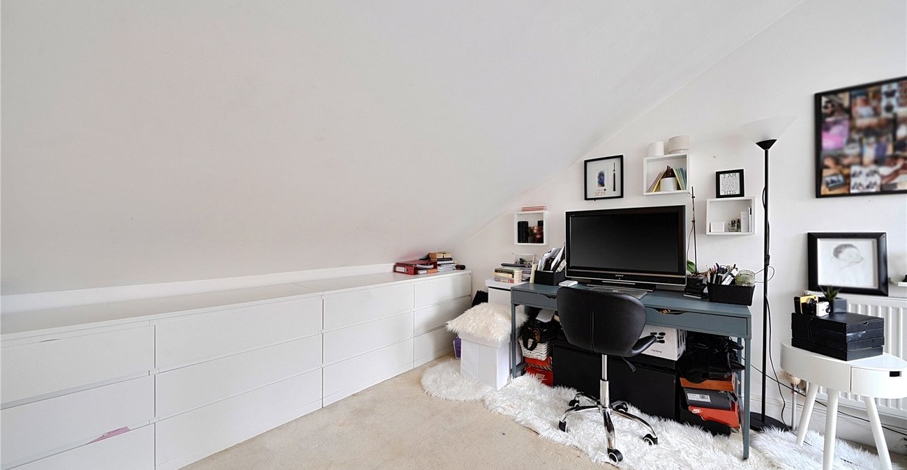 2 bedroom house for sale in Berrymans Lane | Robinson Jackson