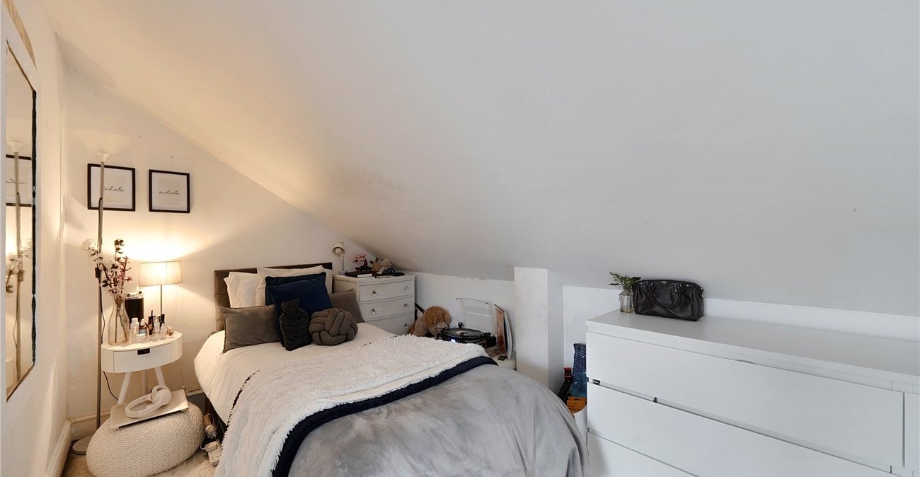 2 bedroom house for sale in Berrymans Lane | Robinson Jackson