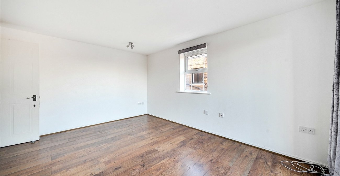 2 bedroom property for sale in Beckenham | Robinson Jackson