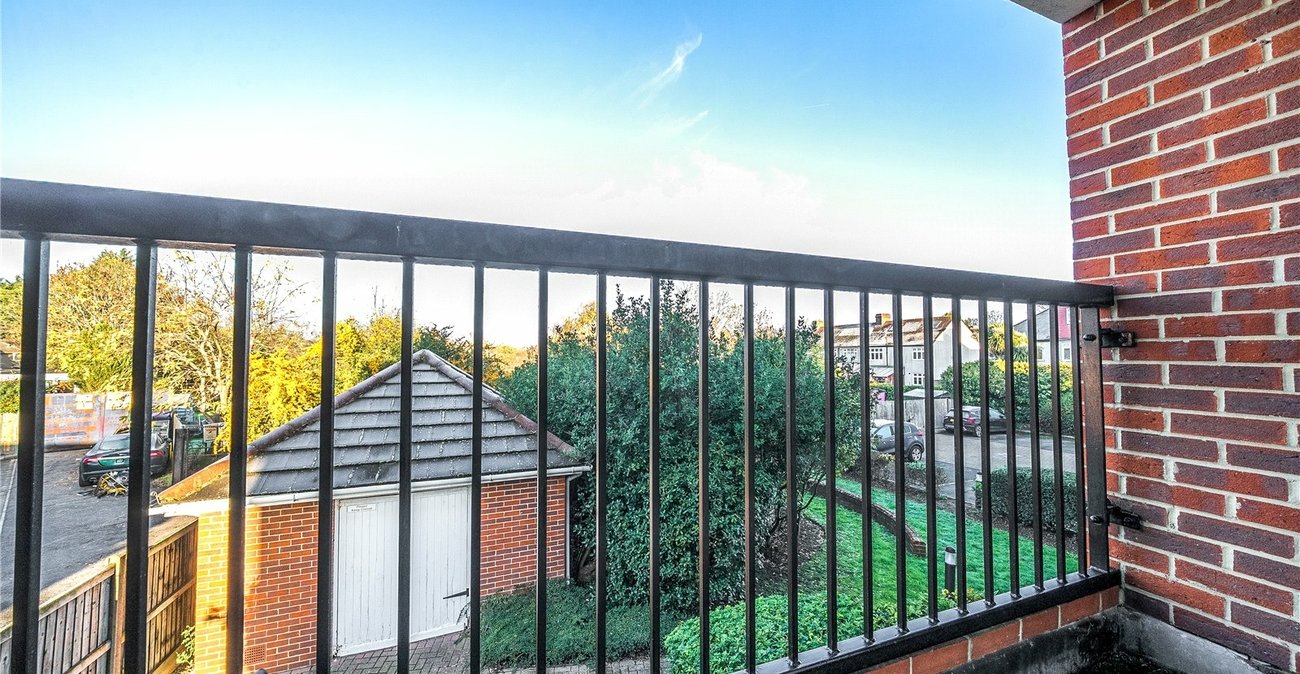 2 bedroom property for sale in Beckenham | Robinson Jackson