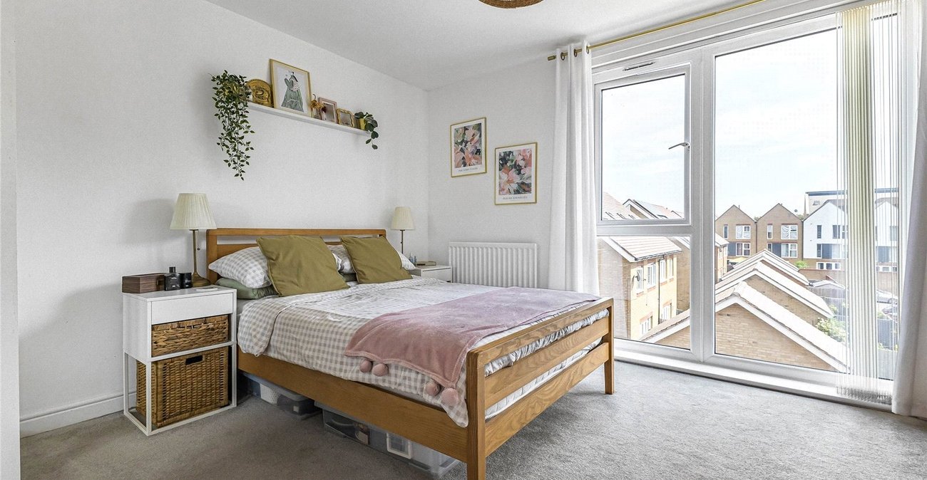 2 bedroom property for sale in Rochester | Robinson Michael & Jackson