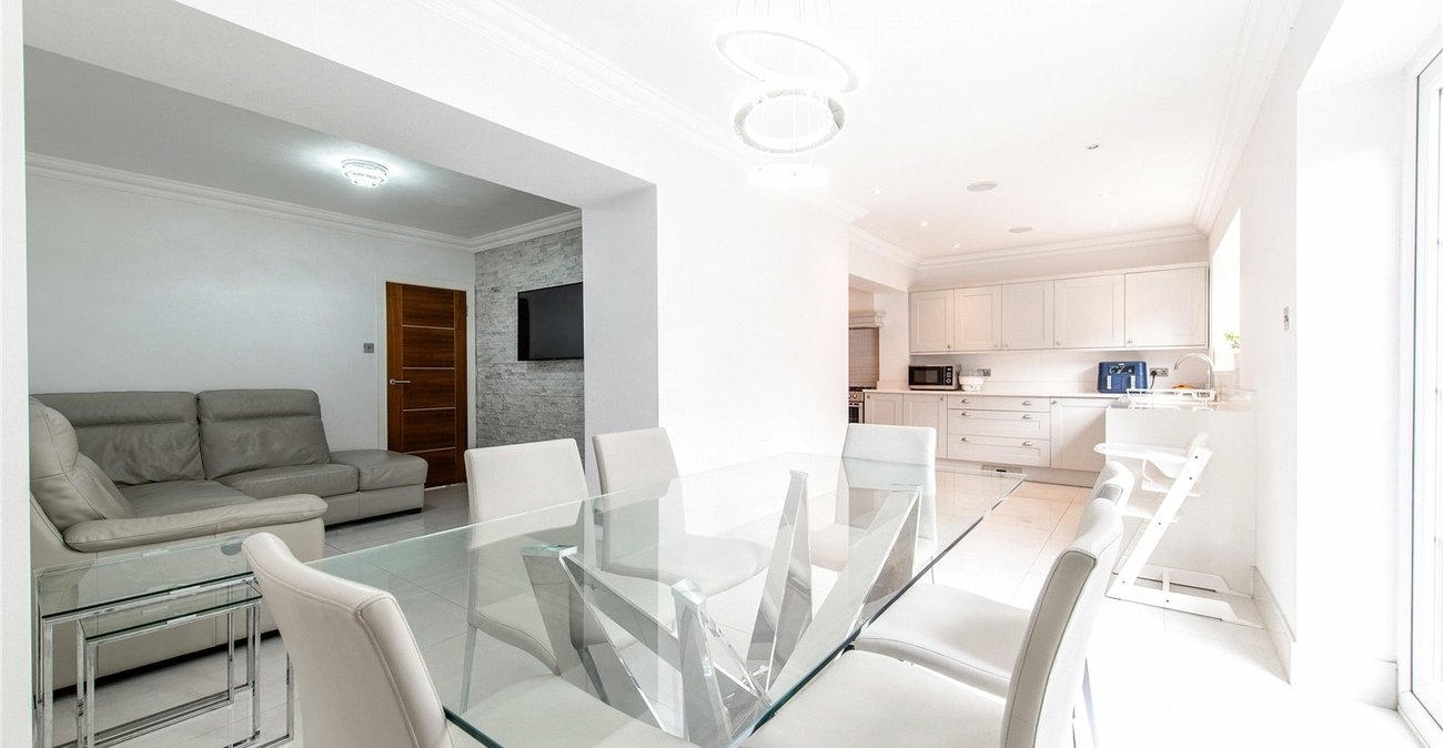 4 bedroom house for sale in Rochester | Robinson Michael & Jackson