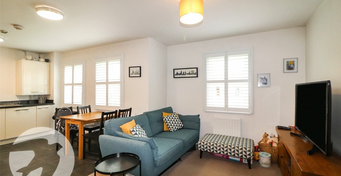 2 bedroom property for sale in Rainbow Road | Robinson Jackson