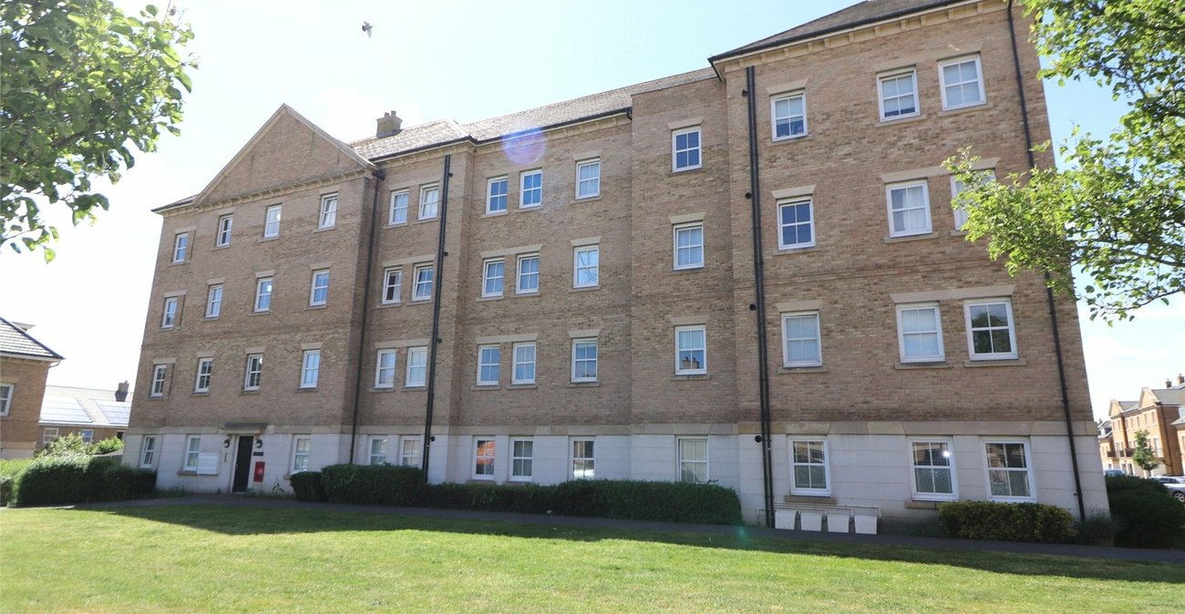 2 bedroom property for sale in Rainbow Road | Robinson Jackson