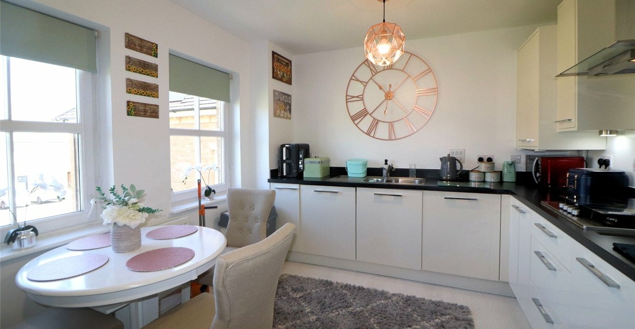 2 bedroom property for sale in Rainbow Road | Robinson Jackson