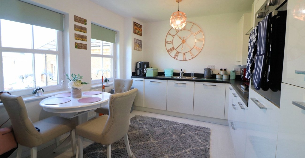 2 bedroom property for sale in Rainbow Road | Robinson Jackson