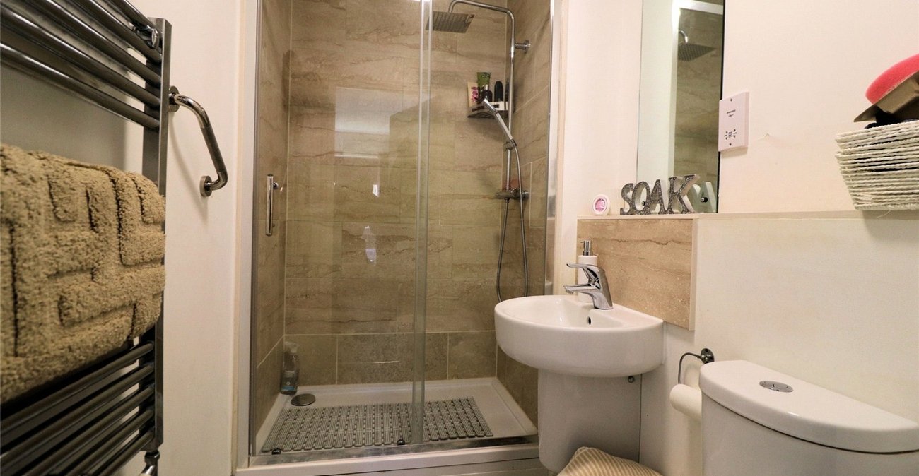 2 bedroom property for sale in Rainbow Road | Robinson Jackson