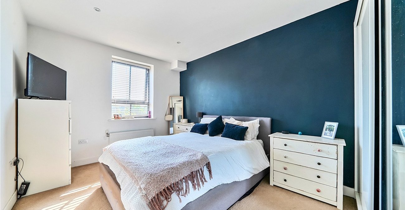 2 bedroom property for sale in Sydenham | Robinson Jackson