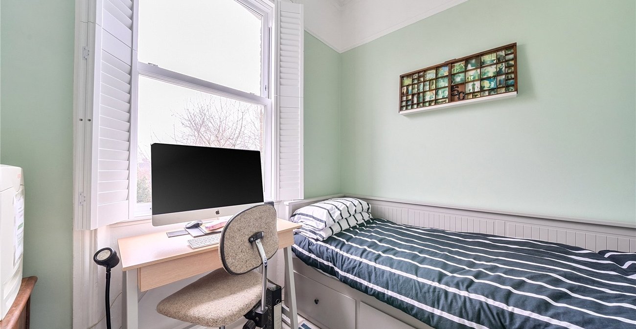 2 bedroom property for sale in Sydenham | Robinson Jackson