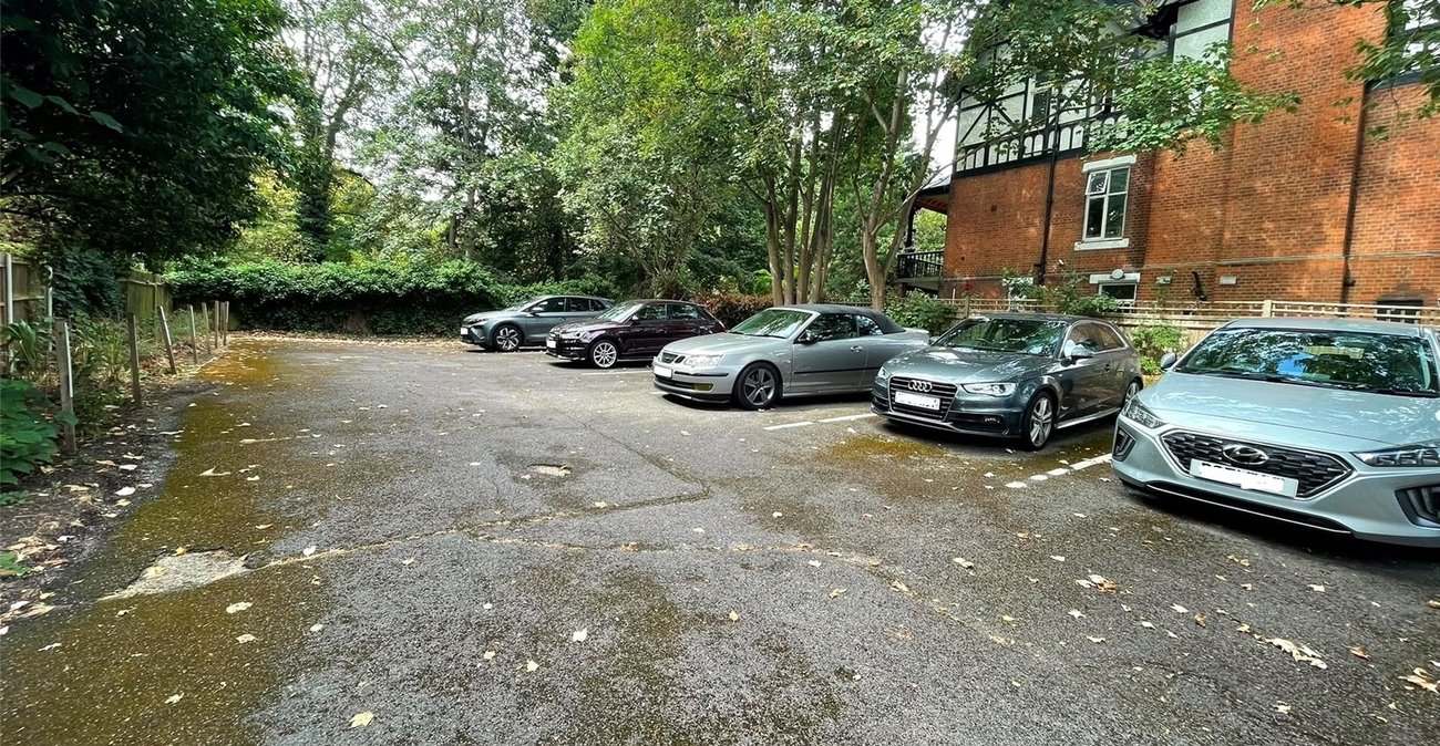 1 bedroom property for sale in Sydenham | Robinson Jackson