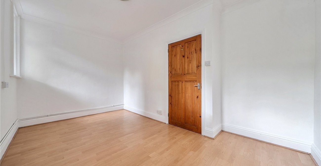 1 bedroom property for sale in Sydenham | Robinson Jackson