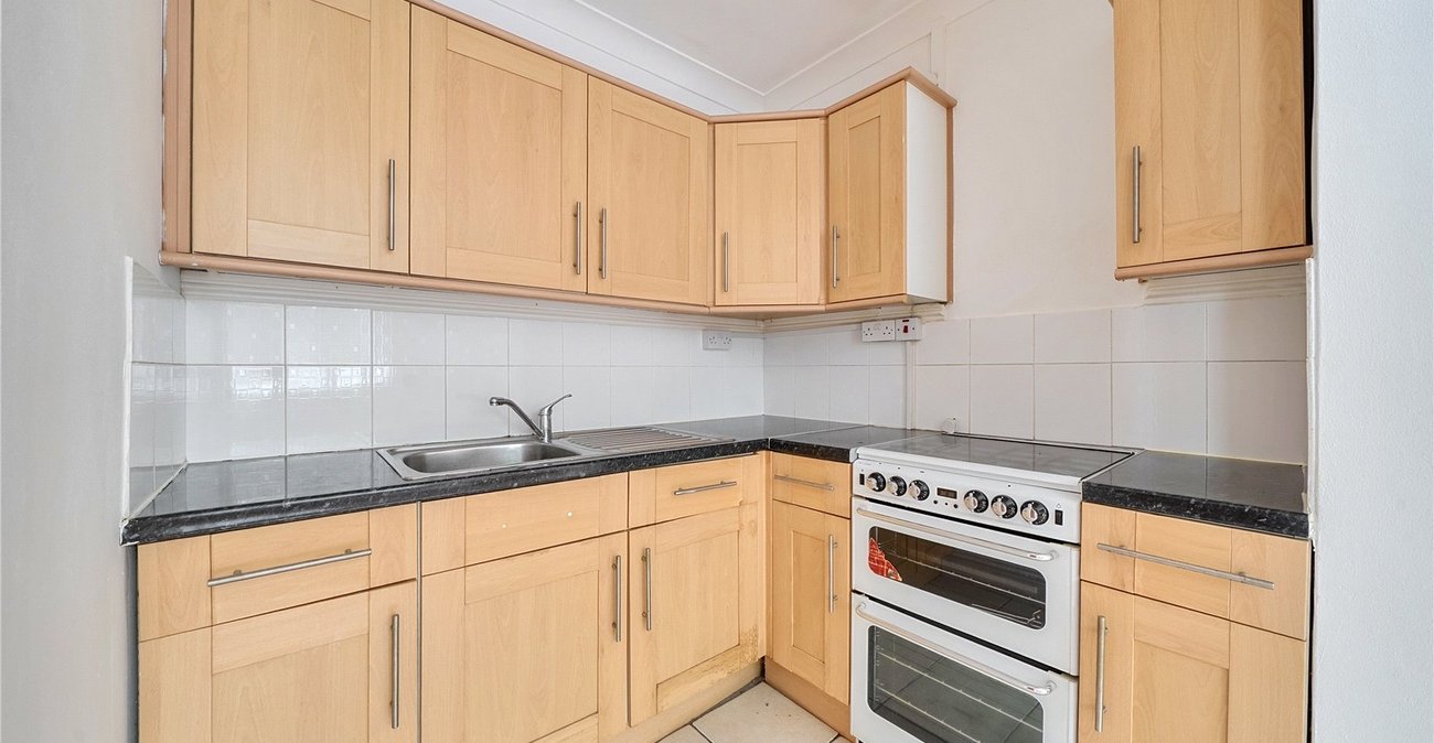 1 bedroom property for sale in Sydenham | Robinson Jackson