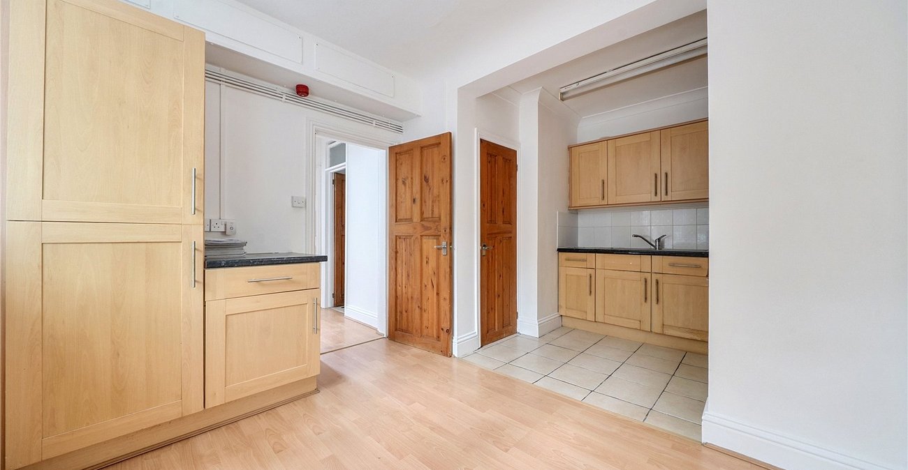 1 bedroom property for sale in Sydenham | Robinson Jackson