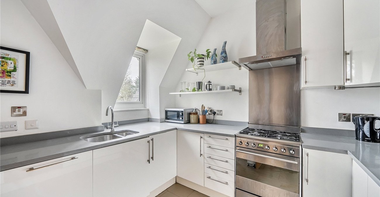 2 bedroom property for sale in Sydenham | Robinson Jackson