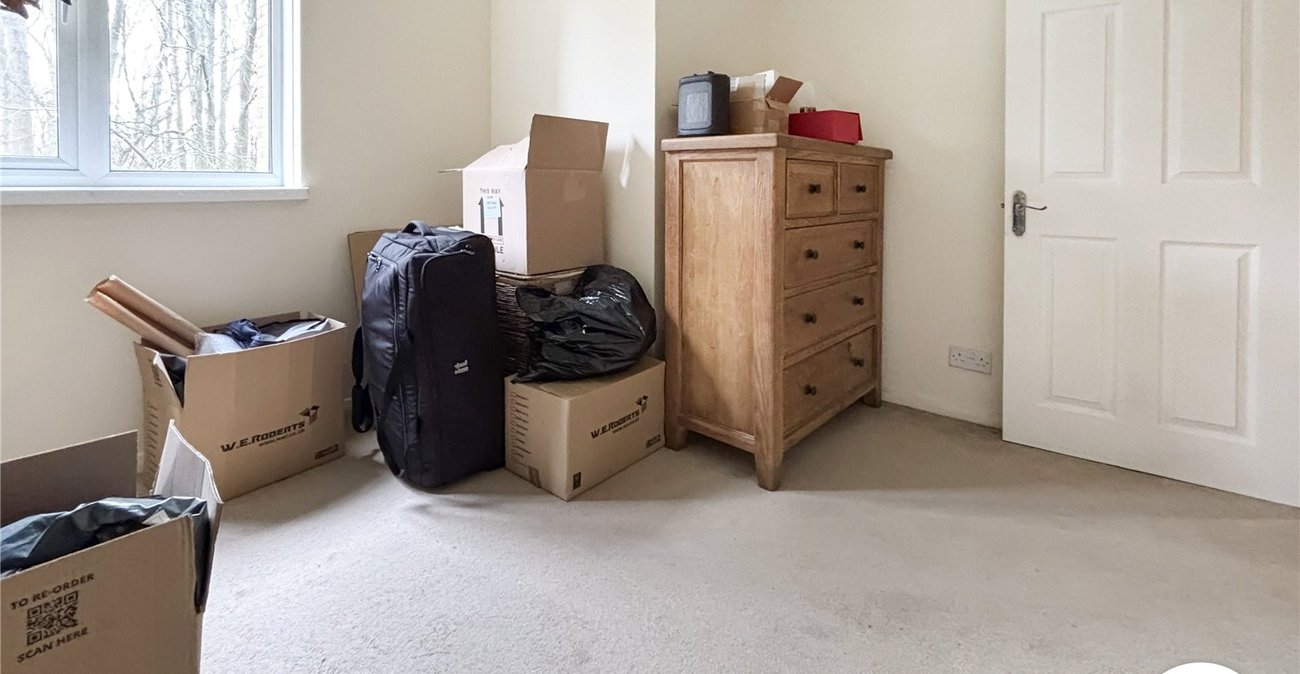 2 bedroom property for sale in Maidstone | Robinson Michael & Jackson