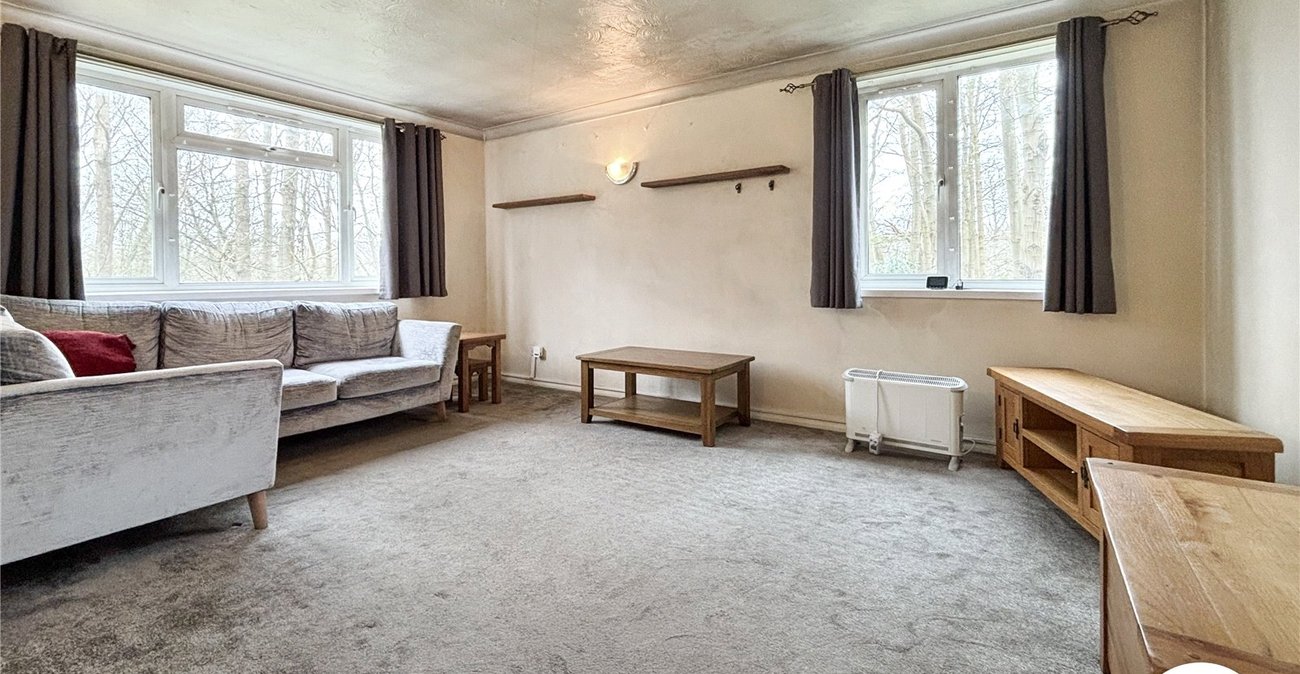 2 bedroom property for sale in Maidstone | Robinson Michael & Jackson