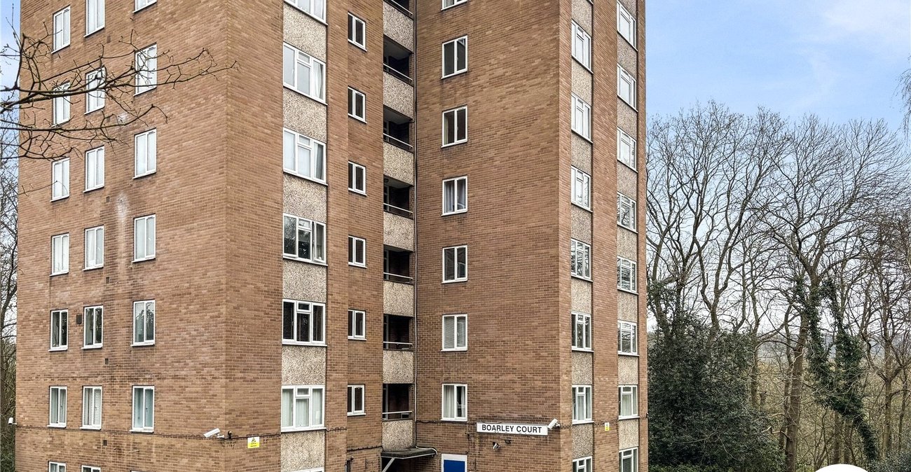 2 bedroom property for sale in Maidstone | Robinson Michael & Jackson