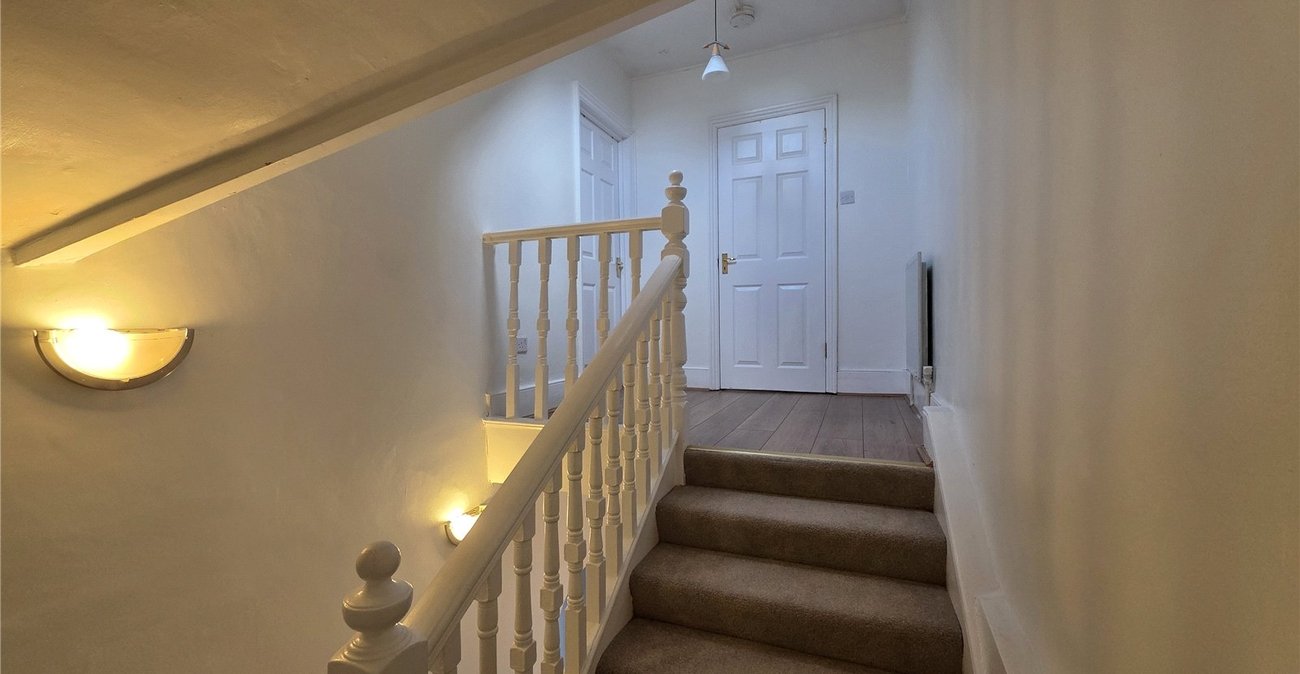 5 bedroom property for sale in Catford | Robinson Jackson