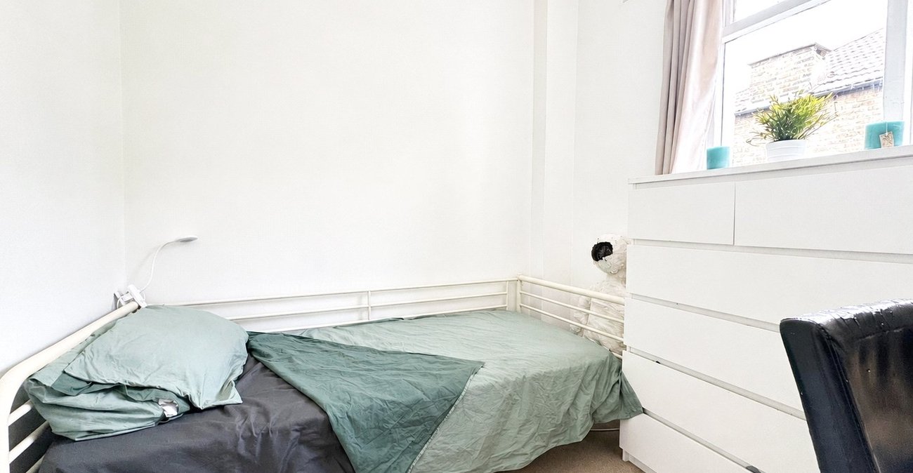 5 bedroom property for sale in Catford | Robinson Jackson
