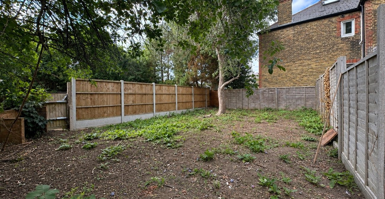 5 bedroom property for sale in Catford | Robinson Jackson