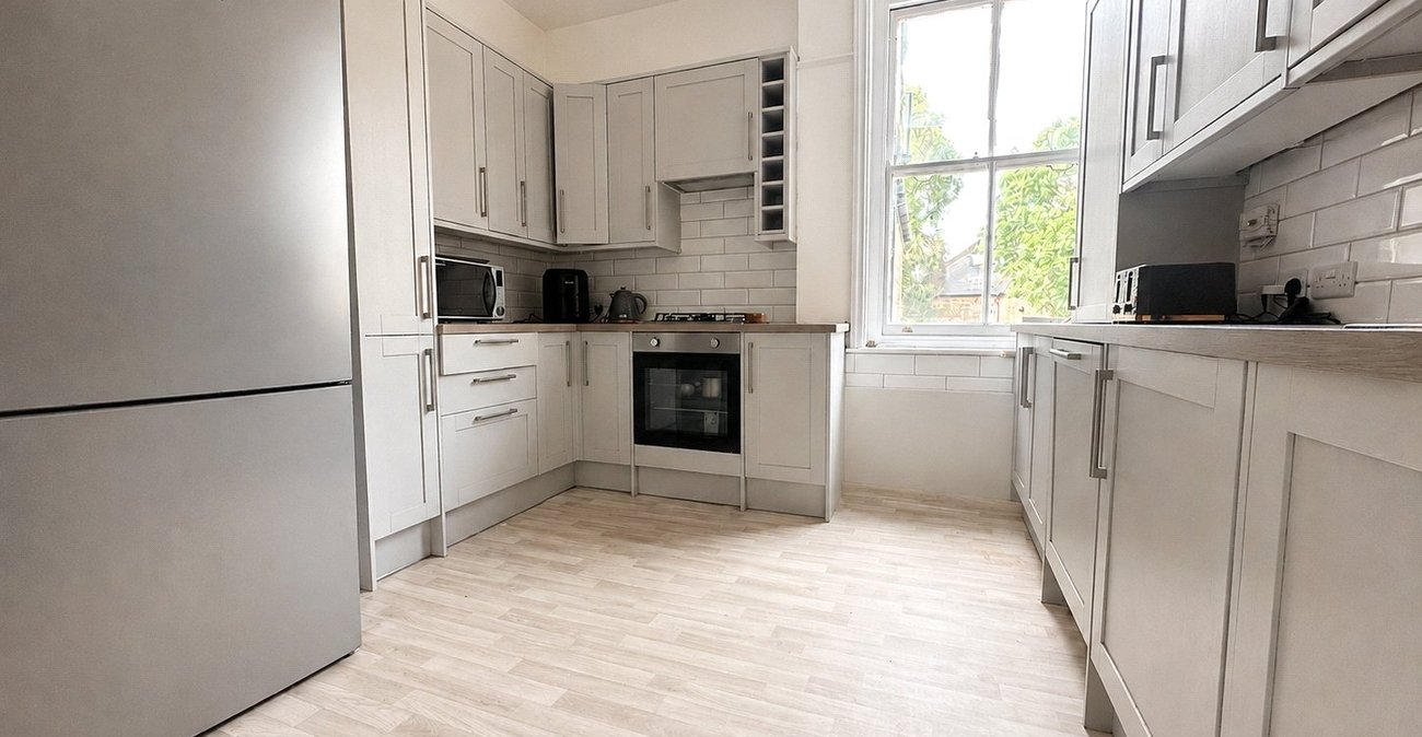 5 bedroom property for sale in Catford | Robinson Jackson