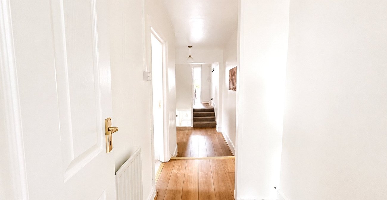 5 bedroom property for sale in Catford | Robinson Jackson