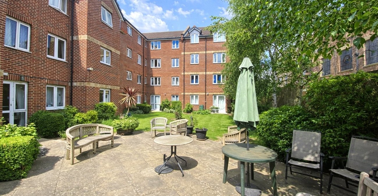 1 bedroom property for sale in London | Robinson Jackson