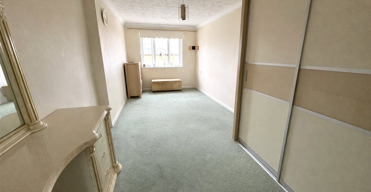 1 bedroom property for sale in London | Robinson Jackson