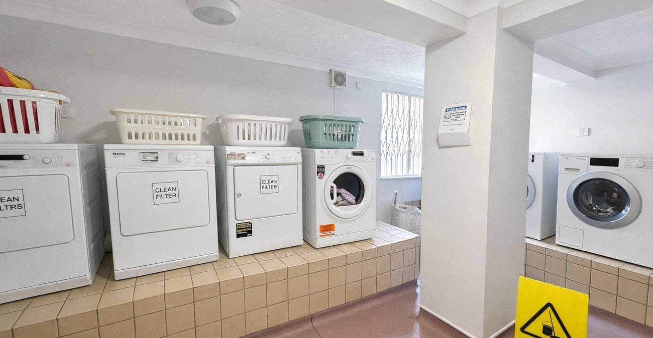 1 bedroom property for sale in London | Robinson Jackson