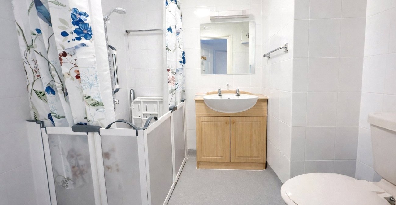1 bedroom property for sale in London | Robinson Jackson