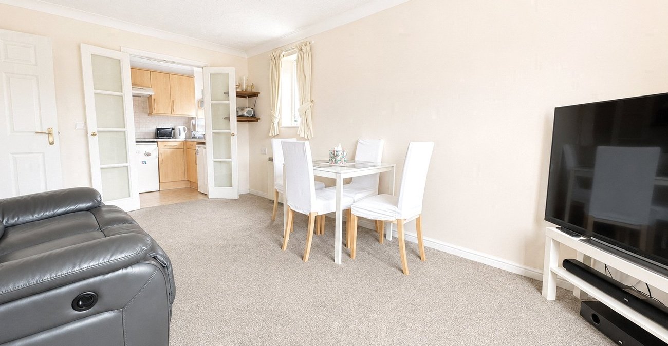 1 bedroom property for sale in London | Robinson Jackson
