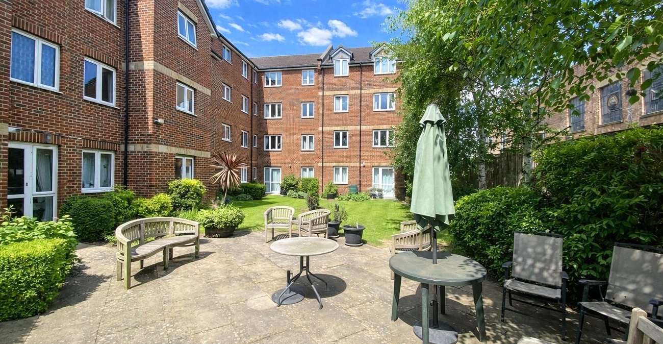 1 bedroom property for sale in London | Robinson Jackson