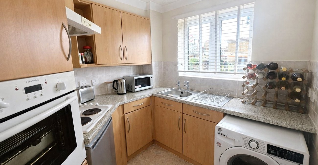 1 bedroom property for sale in London | Robinson Jackson