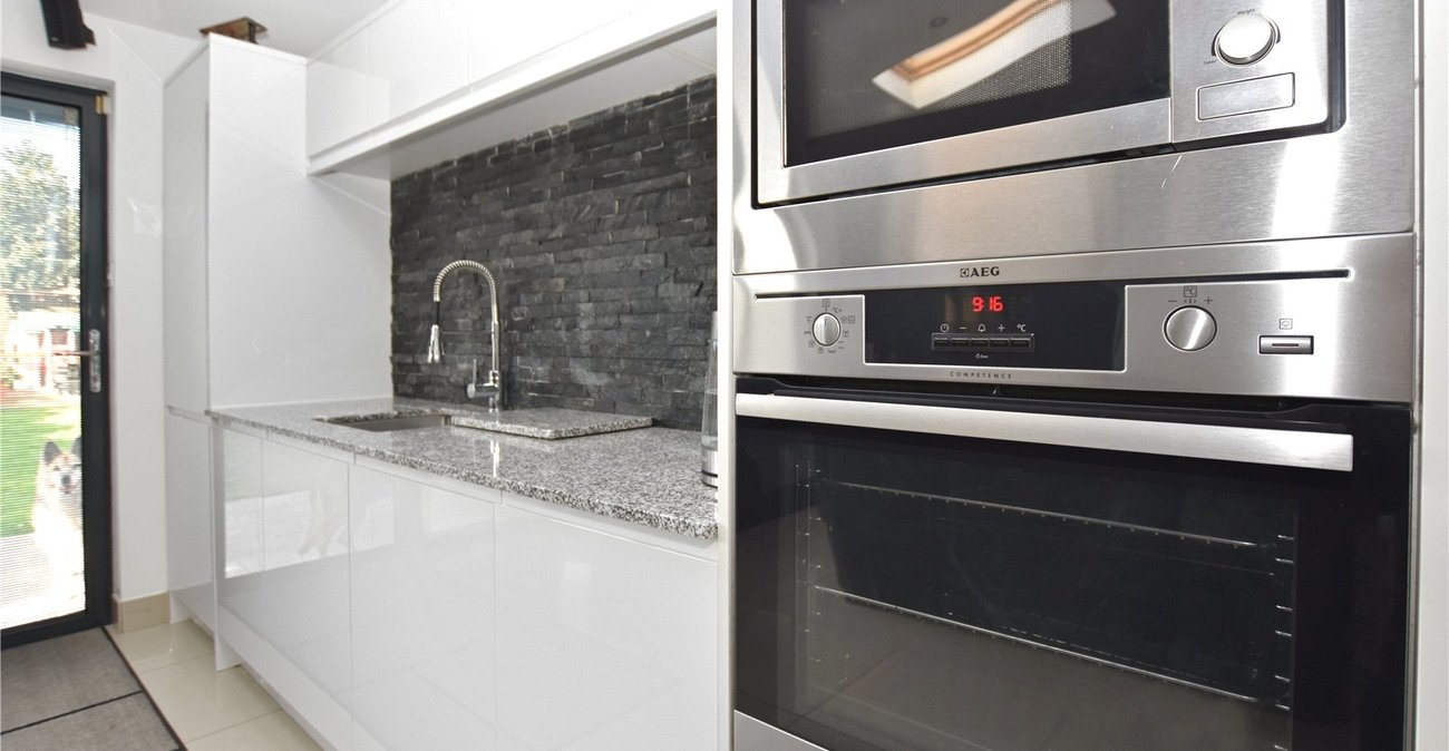 4 bedroom house for sale in Bexleyheath | Robinson Jackson