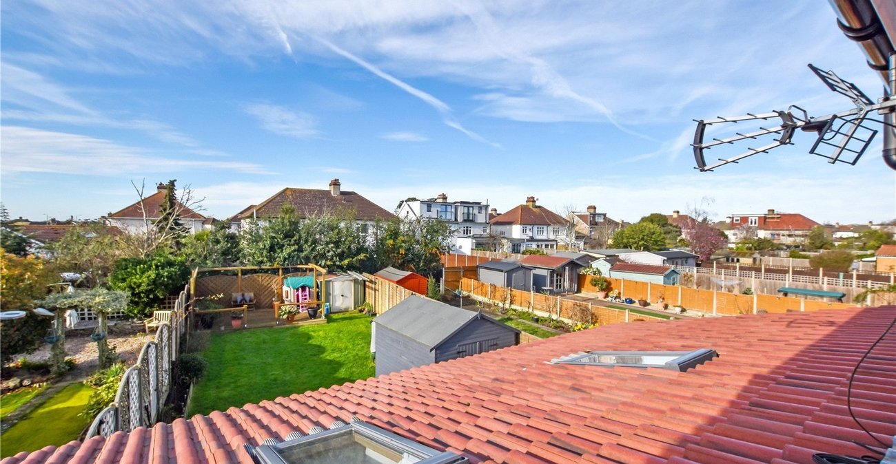4 bedroom house for sale in Bexleyheath | Robinson Jackson