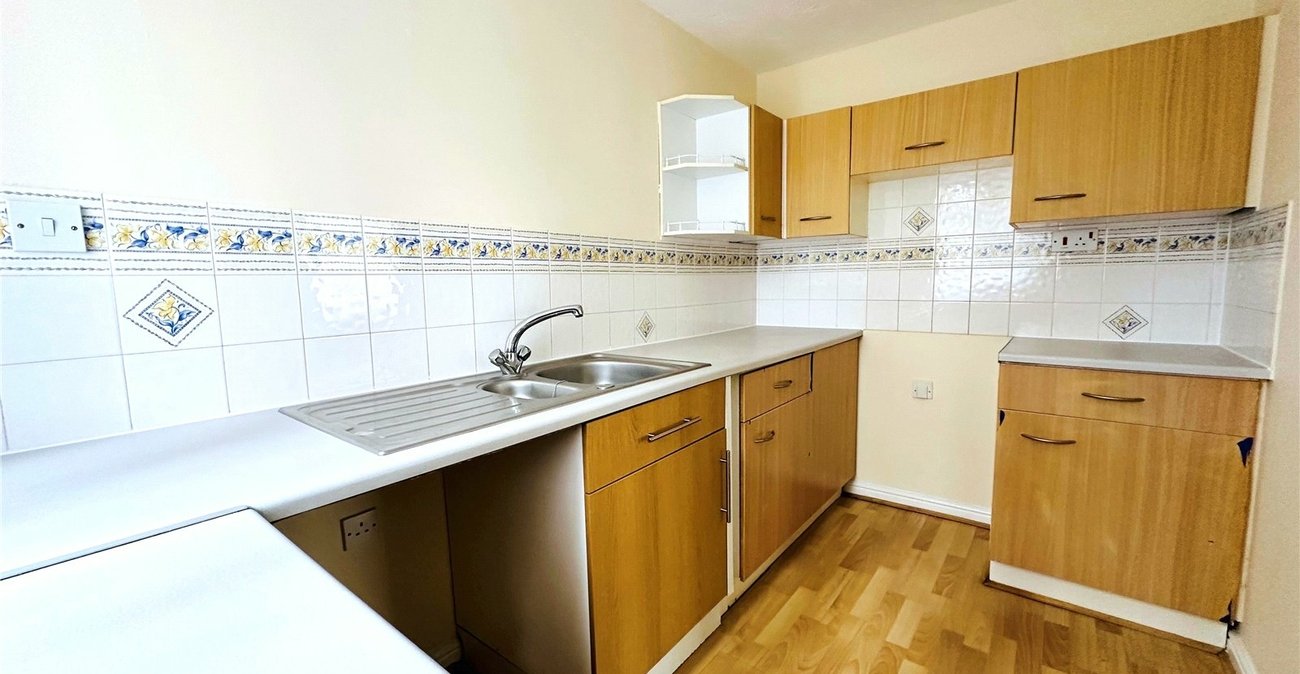 2 bedroom property for sale in Catford | Robinson Jackson