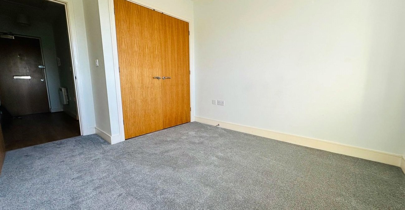 1 bedroom property for sale in London | Robinson Jackson