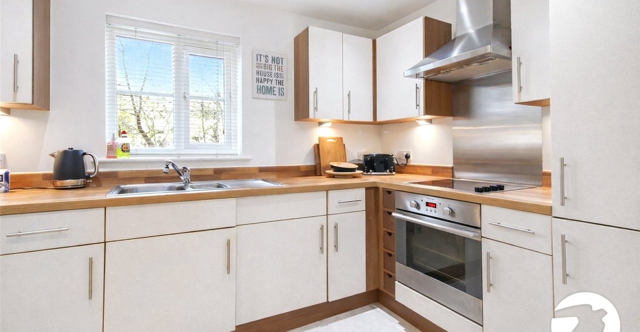 1 bedroom property for sale in London | Robinson Jackson